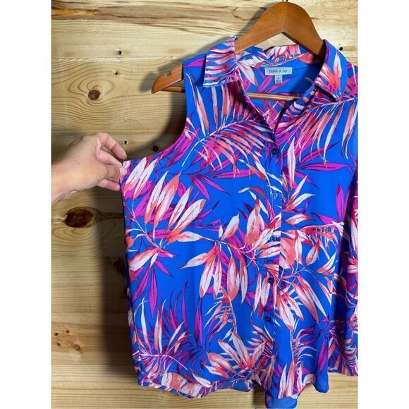 Floral & Ivy Women's Size Medium Blue Tropical Floral Print Sleeveless Button Do - Picture 2 of 11